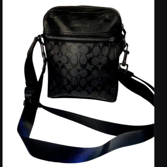 Coach Houston Flight Bag Crossbody Black Coated Canvas - Picture 1 of 6